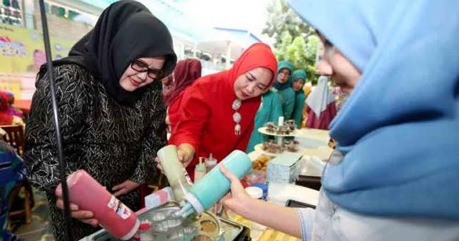 Promosi Produk Kreatif Masyarakat di Ramadhan Fiesta 2016